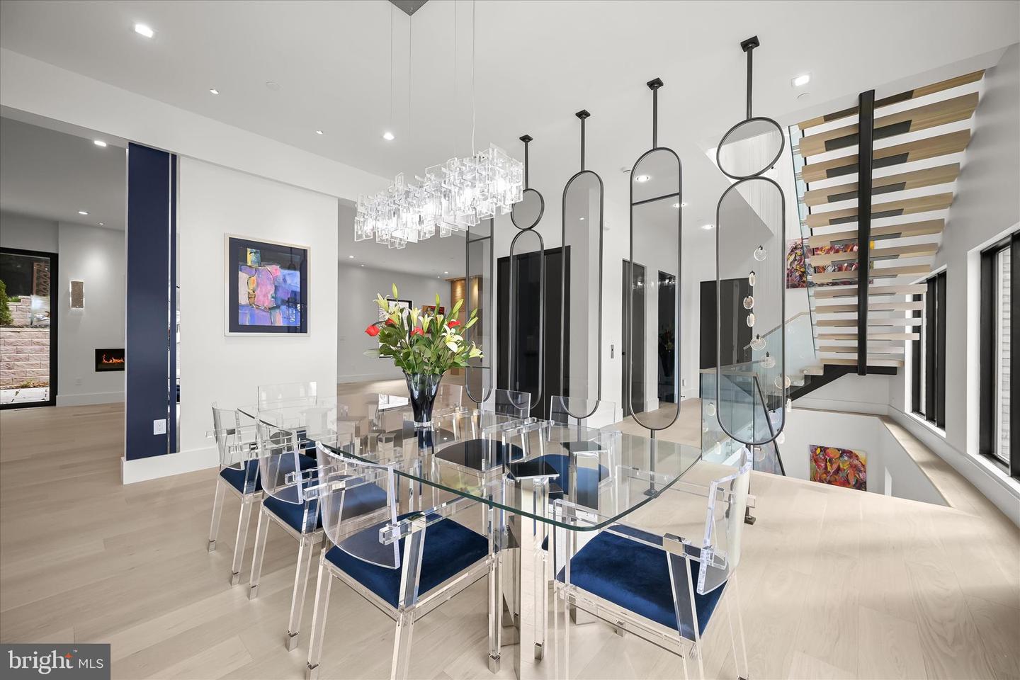 4509 FOXHALL CRESCENT NW, WASHINGTON, District Of Columbia 20007, 5 Bedrooms Bedrooms, ,6 BathroomsBathrooms,Residential,For sale,4509 FOXHALL CRESCENT NW,DCDC2230120 MLS # DCDC2230120