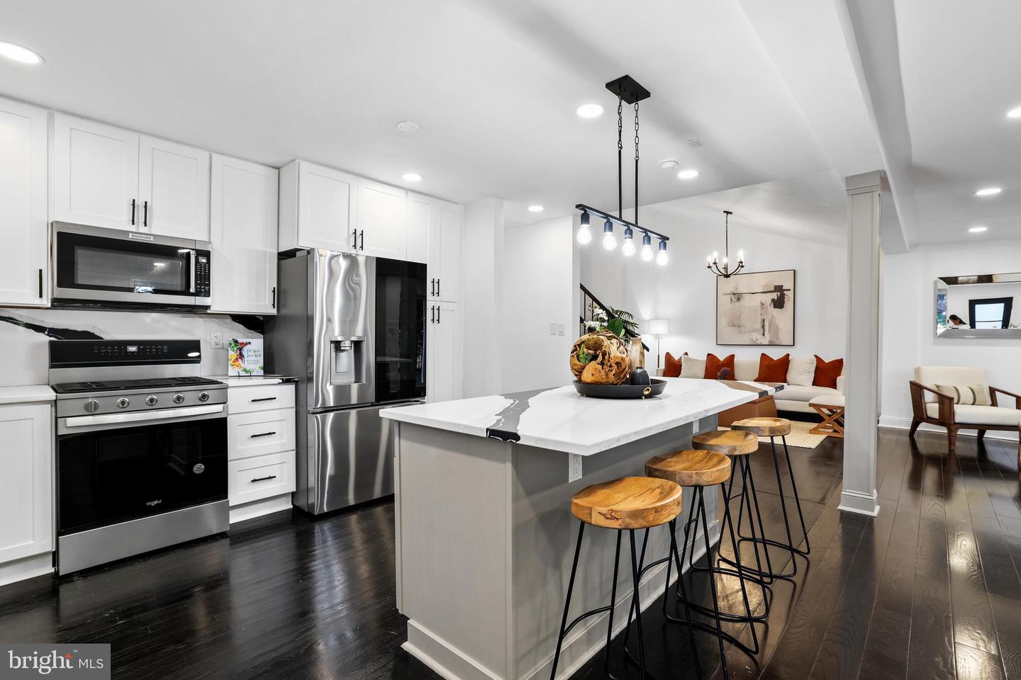 10404 FOREST AVE, FAIRFAX, Virginia 22030, 4 Bedrooms Bedrooms, ,4 BathroomsBathrooms,Residential,For sale,10404 FOREST AVE,VAFC2007290 MLS # VAFC2007290 10404 FOREST AVE, FAIRFAX, Virginia 22030, 4 Bedrooms Bedrooms, ,4 BathroomsBathrooms,Residential,For sale,10404 FOREST AVE,VAFC2007290 MLS # VAFC2007290