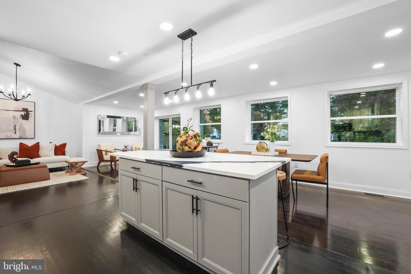 10404 FOREST AVE, FAIRFAX, Virginia 22030, 4 Bedrooms Bedrooms, ,4 BathroomsBathrooms,Residential,For sale,10404 FOREST AVE,VAFC2007290 MLS # VAFC2007290 10404 FOREST AVE, FAIRFAX, Virginia 22030, 4 Bedrooms Bedrooms, ,4 BathroomsBathrooms,Residential,For sale,10404 FOREST AVE,VAFC2007290 MLS # VAFC2007290