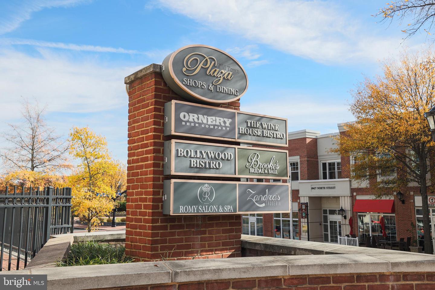 10404 FOREST AVE, FAIRFAX, Virginia 22030, 4 Bedrooms Bedrooms, ,4 BathroomsBathrooms,Residential,For sale,10404 FOREST AVE,VAFC2007290 MLS # VAFC2007290 10404 FOREST AVE, FAIRFAX, Virginia 22030, 4 Bedrooms Bedrooms, ,4 BathroomsBathrooms,Residential,For sale,10404 FOREST AVE,VAFC2007290 MLS # VAFC2007290