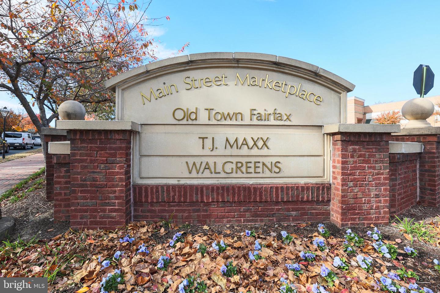 10404 FOREST AVE, FAIRFAX, Virginia 22030, 4 Bedrooms Bedrooms, ,4 BathroomsBathrooms,Residential,For sale,10404 FOREST AVE,VAFC2007290 MLS # VAFC2007290 10404 FOREST AVE, FAIRFAX, Virginia 22030, 4 Bedrooms Bedrooms, ,4 BathroomsBathrooms,Residential,For sale,10404 FOREST AVE,VAFC2007290 MLS # VAFC2007290