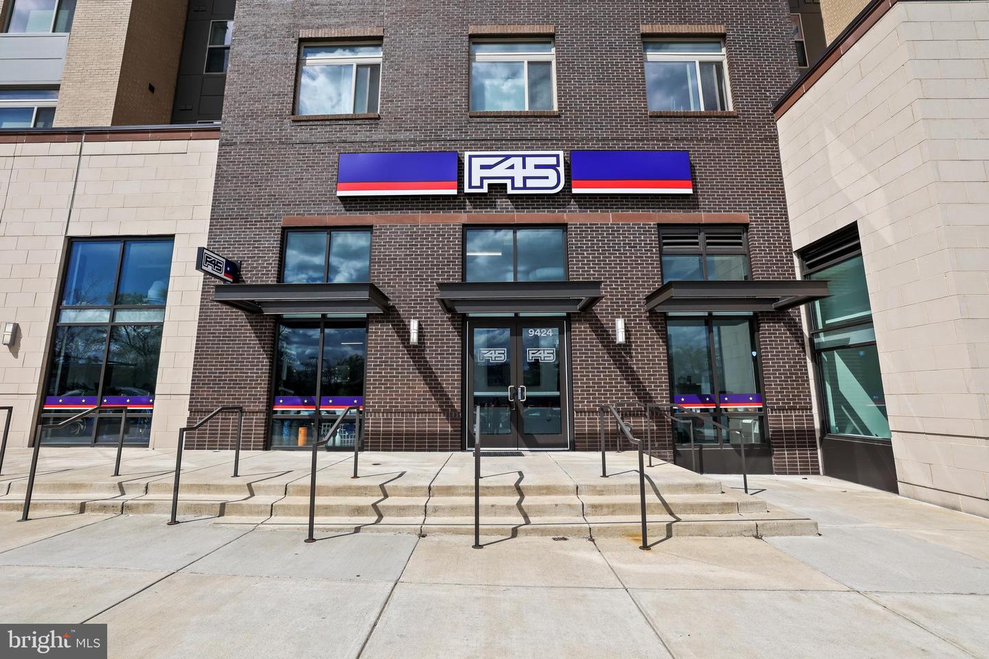 10404 FOREST AVE, FAIRFAX, Virginia 22030, 4 Bedrooms Bedrooms, ,4 BathroomsBathrooms,Residential,For sale,10404 FOREST AVE,VAFC2007290 MLS # VAFC2007290 10404 FOREST AVE, FAIRFAX, Virginia 22030, 4 Bedrooms Bedrooms, ,4 BathroomsBathrooms,Residential,For sale,10404 FOREST AVE,VAFC2007290 MLS # VAFC2007290