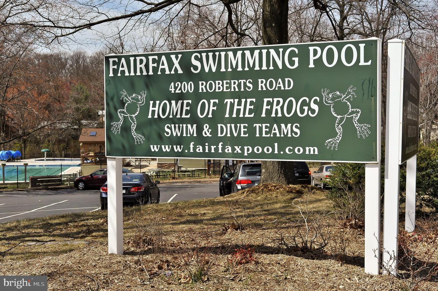 10404 FOREST AVE, FAIRFAX, Virginia 22030, 4 Bedrooms Bedrooms, ,4 BathroomsBathrooms,Residential,For sale,10404 FOREST AVE,VAFC2007290 MLS # VAFC2007290 10404 FOREST AVE, FAIRFAX, Virginia 22030, 4 Bedrooms Bedrooms, ,4 BathroomsBathrooms,Residential,For sale,10404 FOREST AVE,VAFC2007290 MLS # VAFC2007290