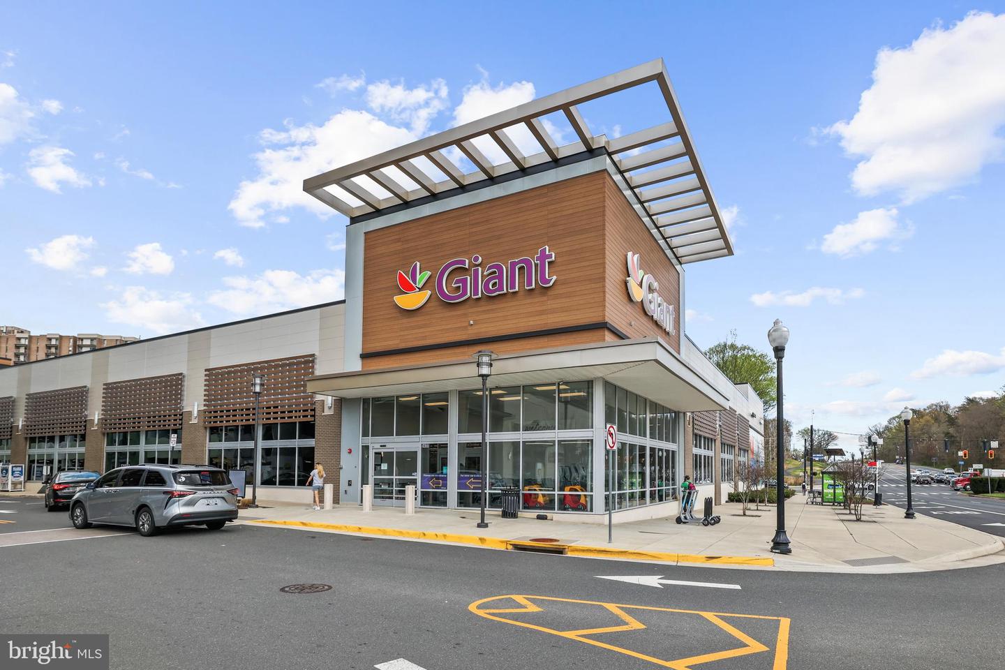 10404 FOREST AVE, FAIRFAX, Virginia 22030, 4 Bedrooms Bedrooms, ,4 BathroomsBathrooms,Residential,For sale,10404 FOREST AVE,VAFC2007290 MLS # VAFC2007290 10404 FOREST AVE, FAIRFAX, Virginia 22030, 4 Bedrooms Bedrooms, ,4 BathroomsBathrooms,Residential,For sale,10404 FOREST AVE,VAFC2007290 MLS # VAFC2007290