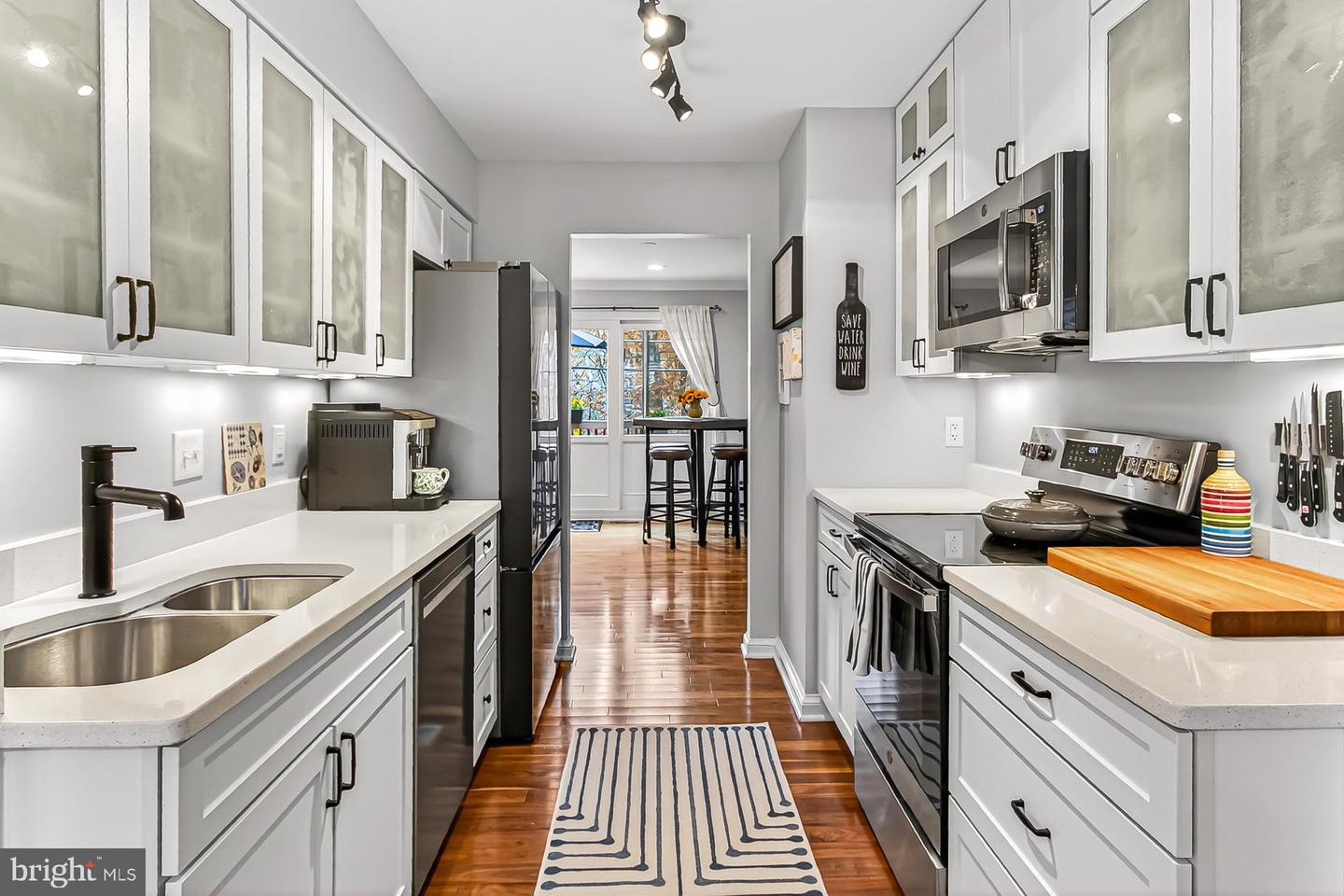 7957 HIDDEN BRIDGE DR, SPRINGFIELD, Virginia 22153, 3 Bedrooms Bedrooms, ,2 BathroomsBathrooms,Residential,For sale,7957 HIDDEN BRIDGE DR,VAFX2277342 MLS # VAFX2277342 7957 HIDDEN BRIDGE DR, SPRINGFIELD, Virginia 22153, 3 Bedrooms Bedrooms, ,2 BathroomsBathrooms,Residential,For sale,7957 HIDDEN BRIDGE DR,VAFX2277342 MLS # VAFX2277342