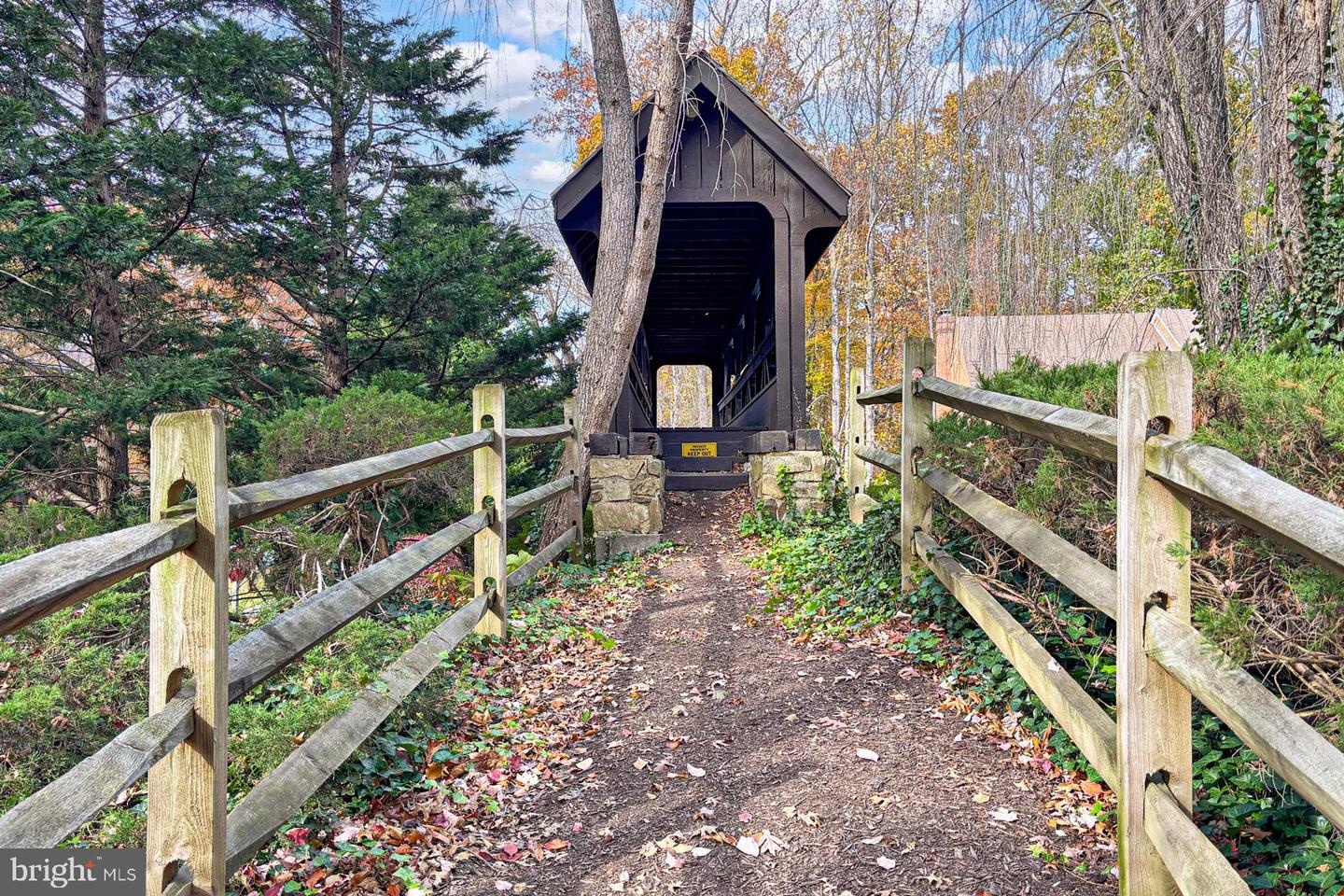 7957 HIDDEN BRIDGE DR, SPRINGFIELD, Virginia 22153, 3 Bedrooms Bedrooms, ,2 BathroomsBathrooms,Residential,For sale,7957 HIDDEN BRIDGE DR,VAFX2277342 MLS # VAFX2277342 7957 HIDDEN BRIDGE DR, SPRINGFIELD, Virginia 22153, 3 Bedrooms Bedrooms, ,2 BathroomsBathrooms,Residential,For sale,7957 HIDDEN BRIDGE DR,VAFX2277342 MLS # VAFX2277342