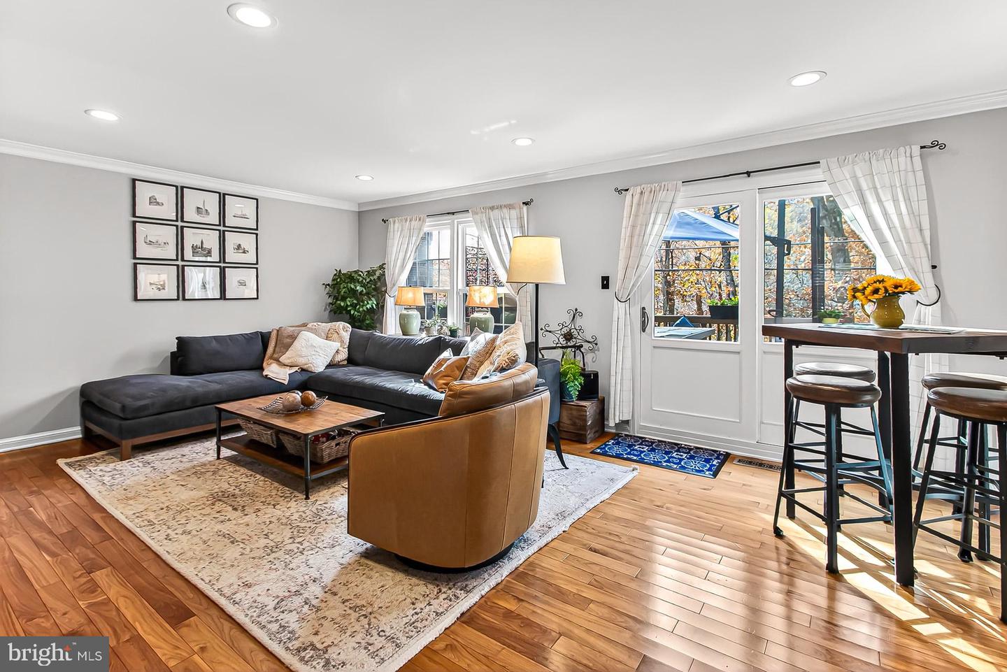 7957 HIDDEN BRIDGE DR, SPRINGFIELD, Virginia 22153, 3 Bedrooms Bedrooms, ,2 BathroomsBathrooms,Residential,For sale,7957 HIDDEN BRIDGE DR,VAFX2277342 MLS # VAFX2277342 7957 HIDDEN BRIDGE DR, SPRINGFIELD, Virginia 22153, 3 Bedrooms Bedrooms, ,2 BathroomsBathrooms,Residential,For sale,7957 HIDDEN BRIDGE DR,VAFX2277342 MLS # VAFX2277342