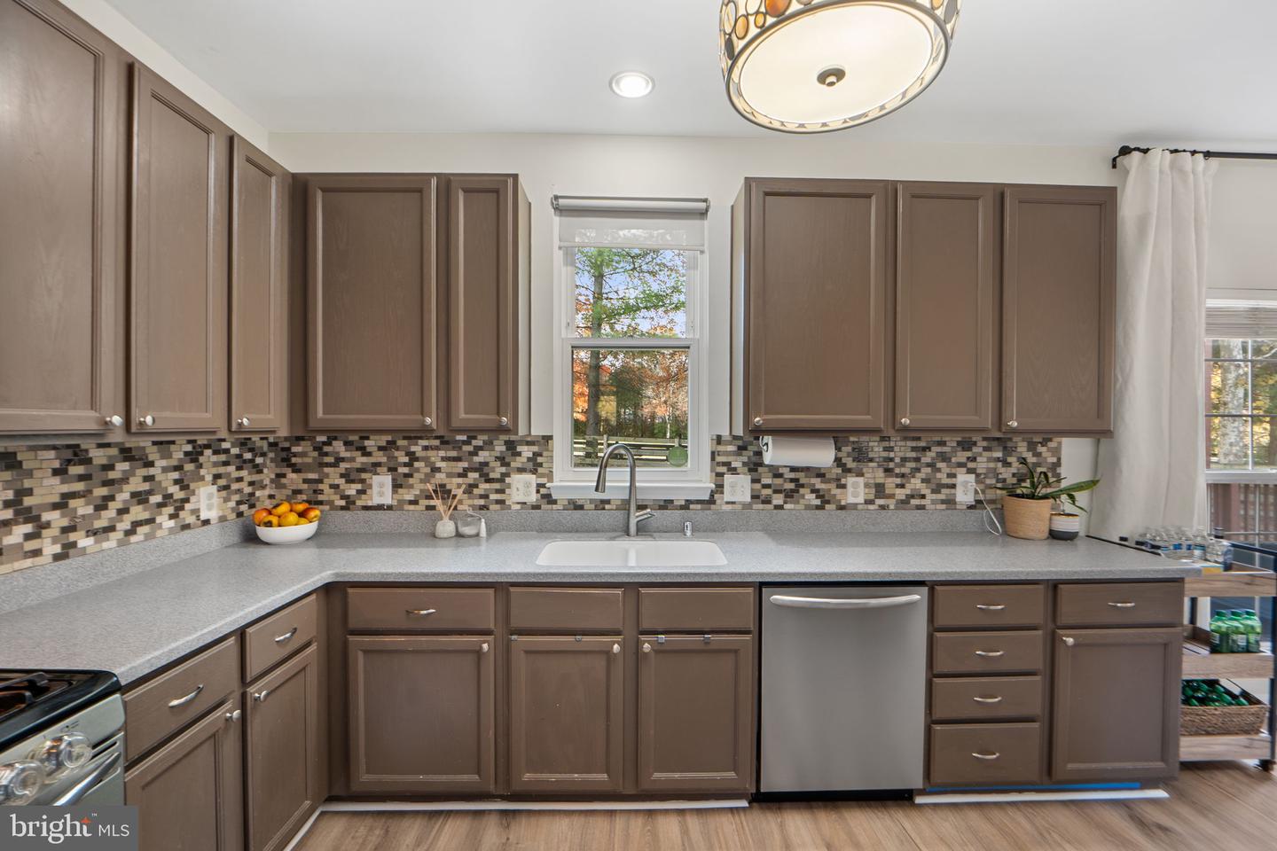 12204 HOOP CT, BRISTOW, Virginia 20136, 3 Bedrooms Bedrooms, ,3 BathroomsBathrooms,Residential,For sale,12204 HOOP CT,VAPW2107160 MLS # VAPW2107160