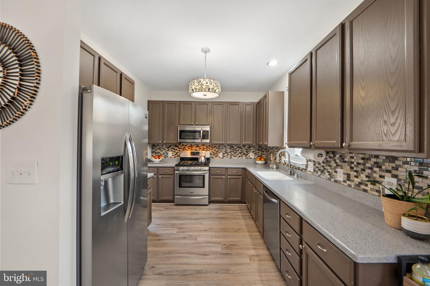 12204 HOOP CT, BRISTOW, Virginia 20136, 3 Bedrooms Bedrooms, ,3 BathroomsBathrooms,Residential,For sale,12204 HOOP CT,VAPW2107160 MLS # VAPW2107160