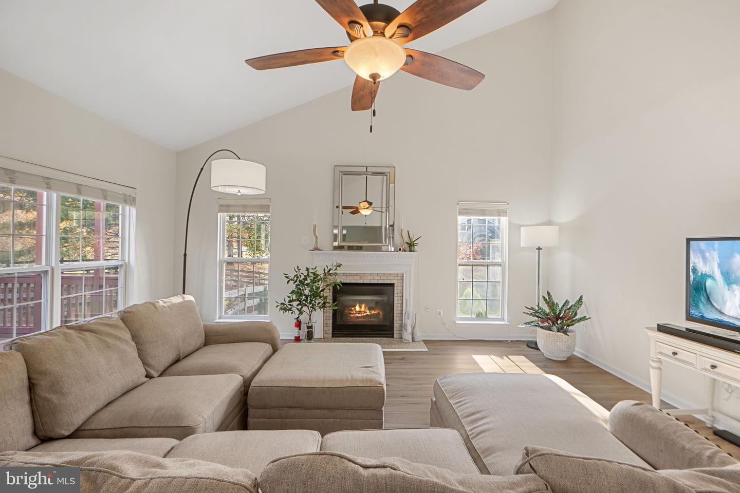 12204 HOOP CT, BRISTOW, Virginia 20136, 3 Bedrooms Bedrooms, ,3 BathroomsBathrooms,Residential,For sale,12204 HOOP CT,VAPW2107160 MLS # VAPW2107160