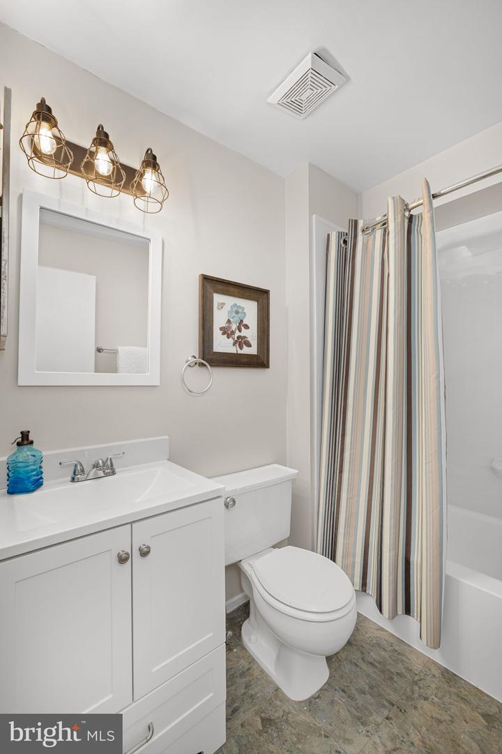 7802 HARROWGATE CIR #C, SPRINGFIELD, Virginia 22152, 2 Bedrooms Bedrooms, ,2 BathroomsBathrooms,Residential,For sale,7802 HARROWGATE CIR #C,VAFX2277414 MLS # VAFX2277414 7802 HARROWGATE CIR #C, SPRINGFIELD, Virginia 22152, 2 Bedrooms Bedrooms, ,2 BathroomsBathrooms,Residential,For sale,7802 HARROWGATE CIR #C,VAFX2277414 MLS # VAFX2277414