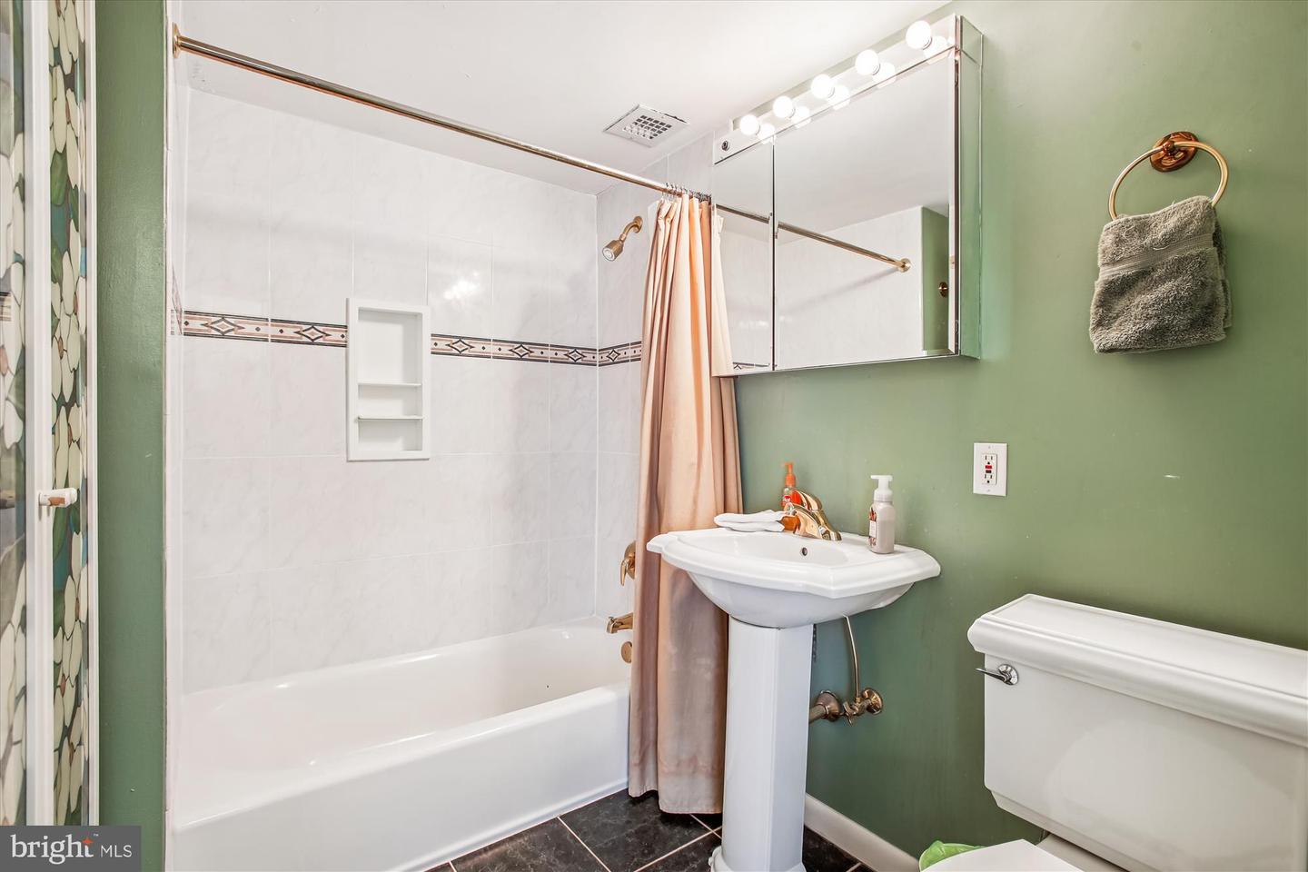 560 N ST SW #N803, WASHINGTON, District Of Columbia 20024, 1 Bedroom Bedrooms, ,1 BathroomBathrooms,Residential,For sale,560 N ST SW #N803,DCDC2230136 MLS # DCDC2230136 560 N ST SW #N803, WASHINGTON, District Of Columbia 20024, 1 Bedroom Bedrooms, ,1 BathroomBathrooms,Residential,For sale,560 N ST SW #N803,DCDC2230136 MLS # DCDC2230136