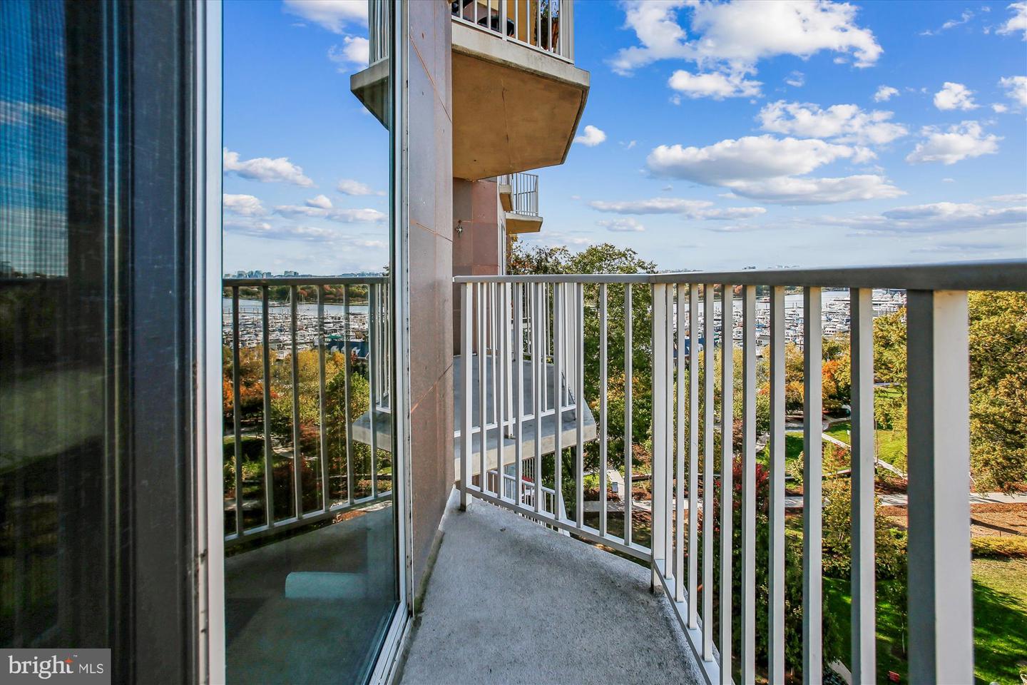 560 N ST SW #N803, WASHINGTON, District Of Columbia 20024, 1 Bedroom Bedrooms, ,1 BathroomBathrooms,Residential,For sale,560 N ST SW #N803,DCDC2230136 MLS # DCDC2230136 560 N ST SW #N803, WASHINGTON, District Of Columbia 20024, 1 Bedroom Bedrooms, ,1 BathroomBathrooms,Residential,For sale,560 N ST SW #N803,DCDC2230136 MLS # DCDC2230136