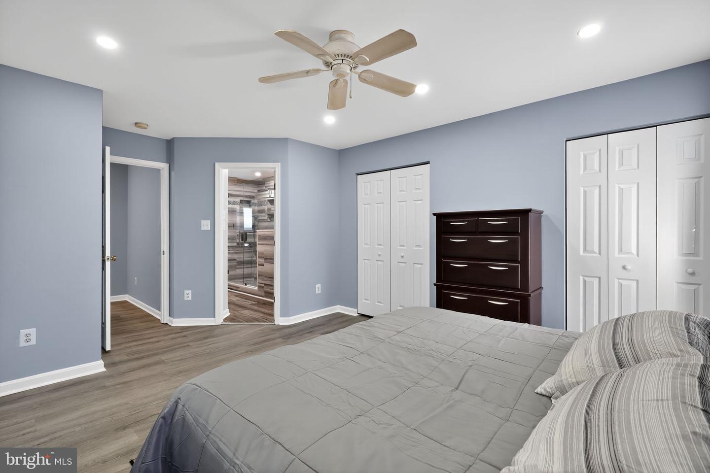 45481 BLUEMONT JUNCTION SQ, STERLING, Virginia 20164, 3 Bedrooms Bedrooms, 9 Rooms Rooms,2 BathroomsBathrooms,Residential,For sale,45481 BLUEMONT JUNCTION SQ,VALO2110418 MLS # VALO2110418