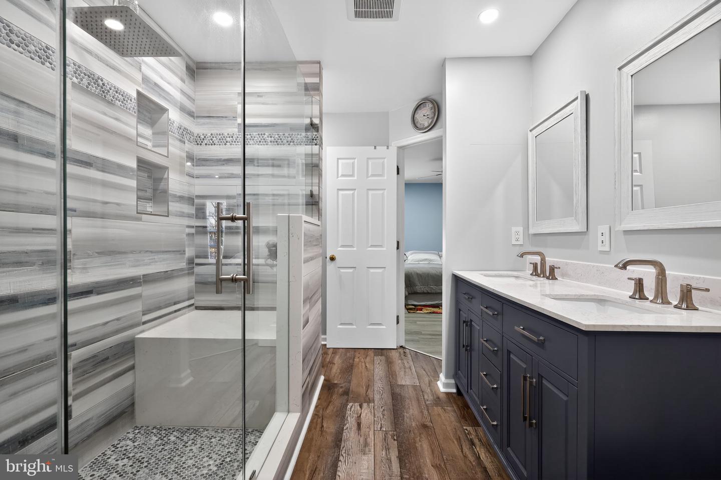 45481 BLUEMONT JUNCTION SQ, STERLING, Virginia 20164, 3 Bedrooms Bedrooms, 9 Rooms Rooms,2 BathroomsBathrooms,Residential,For sale,45481 BLUEMONT JUNCTION SQ,VALO2110418 MLS # VALO2110418