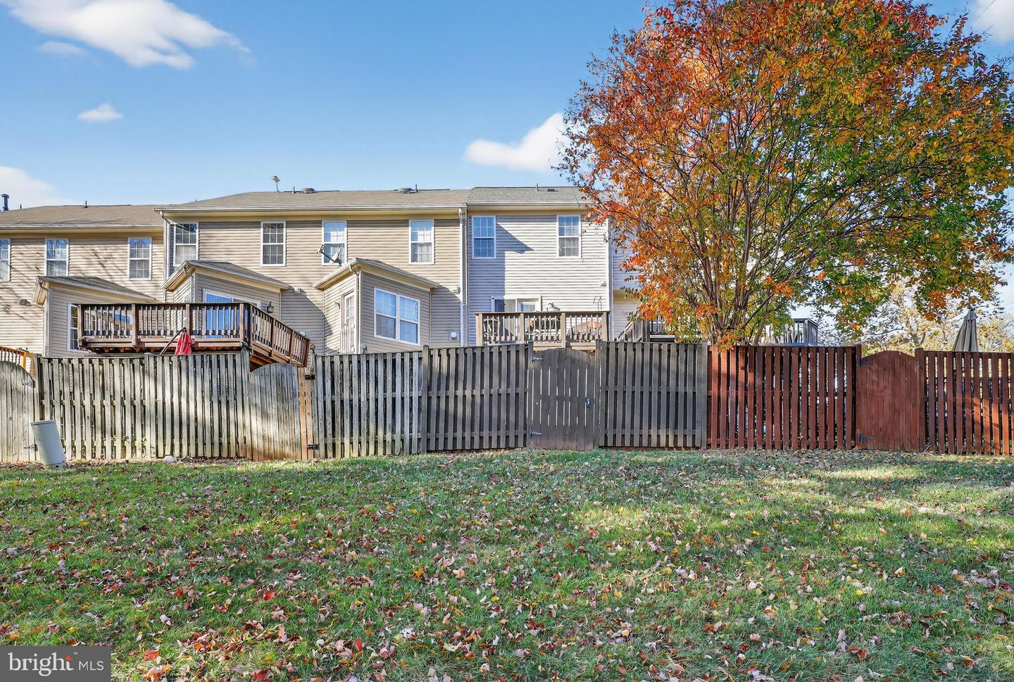 45481 BLUEMONT JUNCTION SQ, STERLING, Virginia 20164, 3 Bedrooms Bedrooms, 9 Rooms Rooms,2 BathroomsBathrooms,Residential,For sale,45481 BLUEMONT JUNCTION SQ,VALO2110418 MLS # VALO2110418