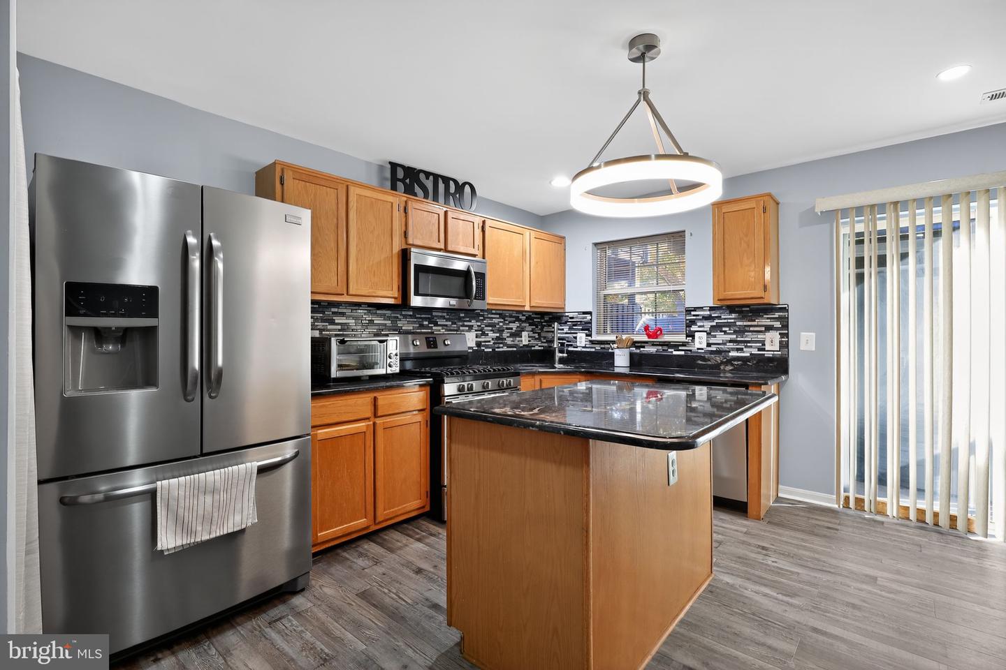 45481 BLUEMONT JUNCTION SQ, STERLING, Virginia 20164, 3 Bedrooms Bedrooms, 9 Rooms Rooms,2 BathroomsBathrooms,Residential,For sale,45481 BLUEMONT JUNCTION SQ,VALO2110418 MLS # VALO2110418