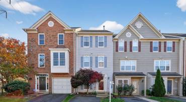 45481 BLUEMONT JUNCTION SQ, STERLING, Virginia 20164, 3 Bedrooms Bedrooms, 9 Rooms Rooms,2 BathroomsBathrooms,Residential,For sale,45481 BLUEMONT JUNCTION SQ,VALO2110418 MLS # VALO2110418