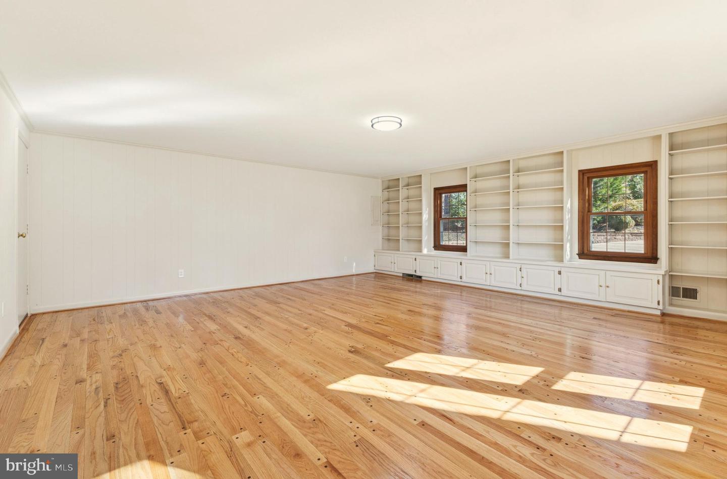 8794 GRANT AVE, MANASSAS, Virginia 20110, 4 Bedrooms Bedrooms, ,2 BathroomsBathrooms,Residential,For sale,8794 GRANT AVE,VAMN2009632 MLS # VAMN2009632 8794 GRANT AVE, MANASSAS, Virginia 20110, 4 Bedrooms Bedrooms, ,2 BathroomsBathrooms,Residential,For sale,8794 GRANT AVE,VAMN2009632 MLS # VAMN2009632