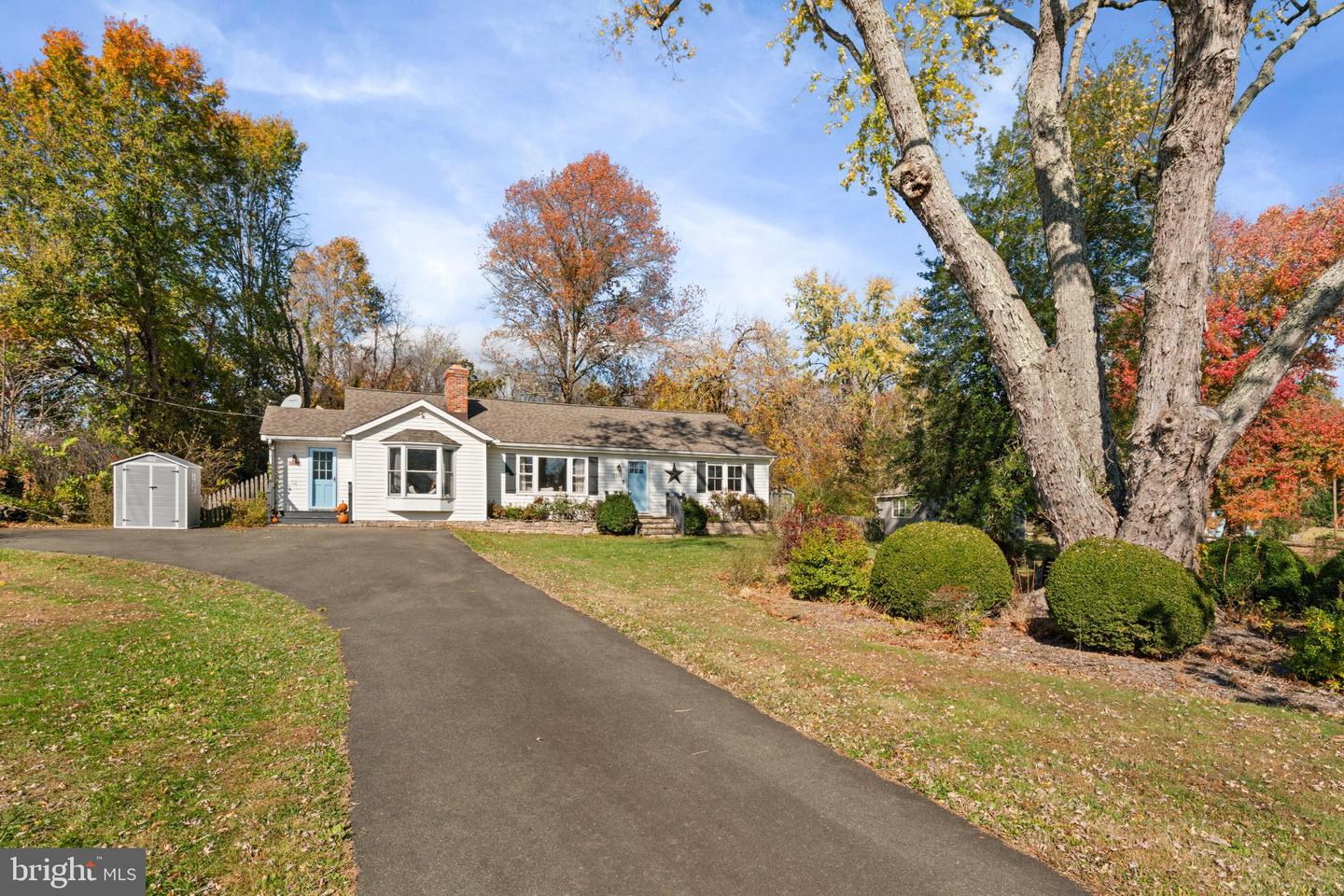 7164 BUNKER HILL RD, THE PLAINS, Virginia 20198, 3 Bedrooms Bedrooms, 5 Rooms Rooms,2 BathroomsBathrooms,Residential,For sale,7164 BUNKER HILL RD,VAFQ2019556 MLS # VAFQ2019556 7164 BUNKER HILL RD, THE PLAINS, Virginia 20198, 3 Bedrooms Bedrooms, 5 Rooms Rooms,2 BathroomsBathrooms,Residential,For sale,7164 BUNKER HILL RD,VAFQ2019556 MLS # VAFQ2019556