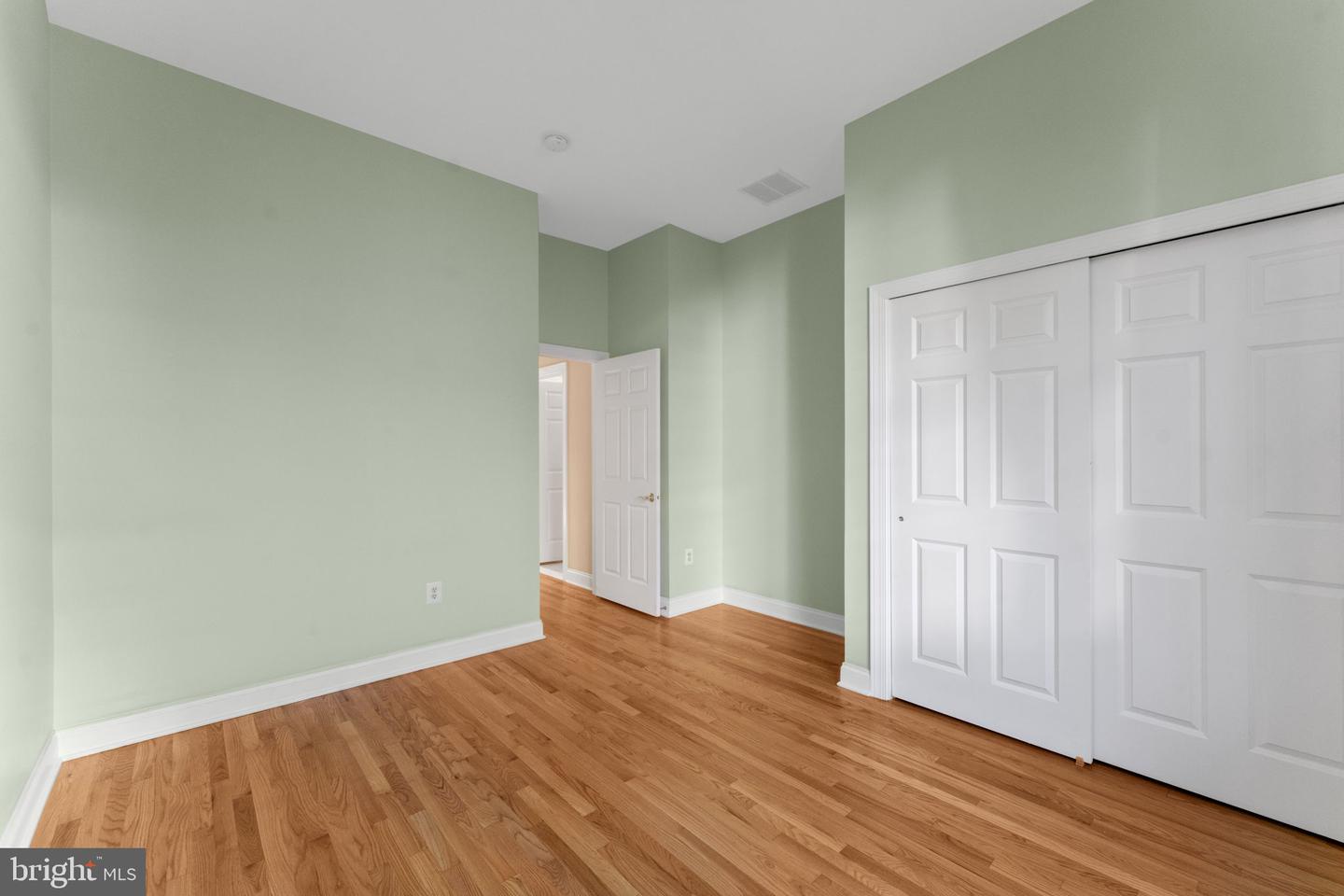 5124 FALDO DR, HAYMARKET, Virginia 20169, 2 Bedrooms Bedrooms, ,3 BathroomsBathrooms,Residential,For sale,5124 FALDO DR,VAPW2107198 MLS # VAPW2107198