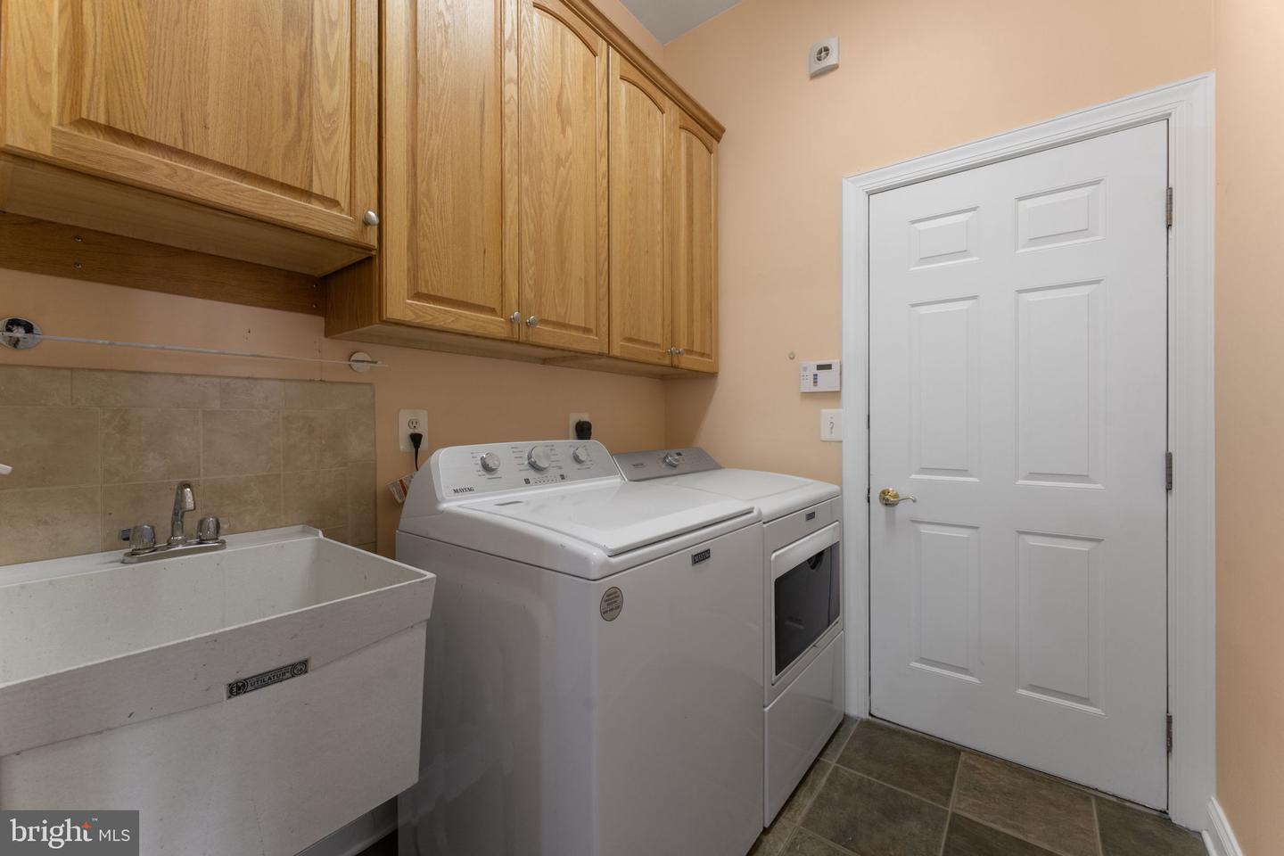 5124 FALDO DR, HAYMARKET, Virginia 20169, 2 Bedrooms Bedrooms, ,3 BathroomsBathrooms,Residential,For sale,5124 FALDO DR,VAPW2107198 MLS # VAPW2107198