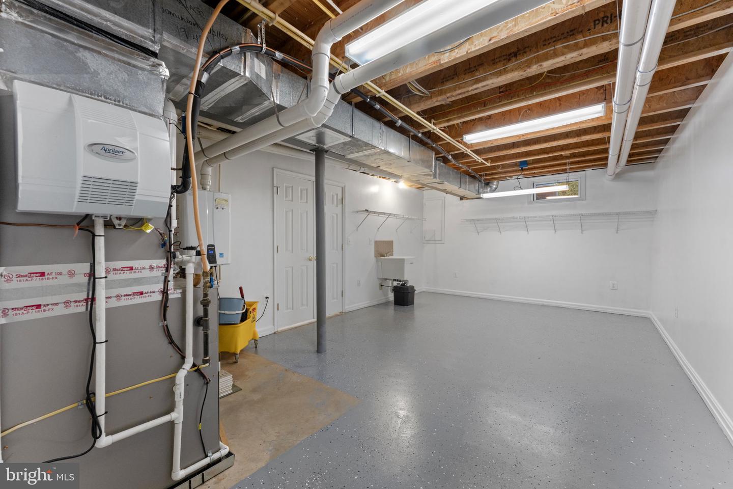 5124 FALDO DR, HAYMARKET, Virginia 20169, 2 Bedrooms Bedrooms, ,3 BathroomsBathrooms,Residential,For sale,5124 FALDO DR,VAPW2107198 MLS # VAPW2107198