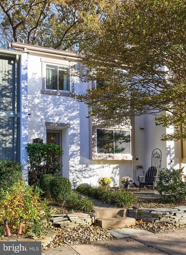 2369 GENERATION DR, RESTON, Virginia 20191, 3 Bedrooms Bedrooms, ,2 BathroomsBathrooms,Residential,For sale,2369 GENERATION DR,VAFX2277498 MLS # VAFX2277498 2369 GENERATION DR, RESTON, Virginia 20191, 3 Bedrooms Bedrooms, ,2 BathroomsBathrooms,Residential,For sale,2369 GENERATION DR,VAFX2277498 MLS # VAFX2277498