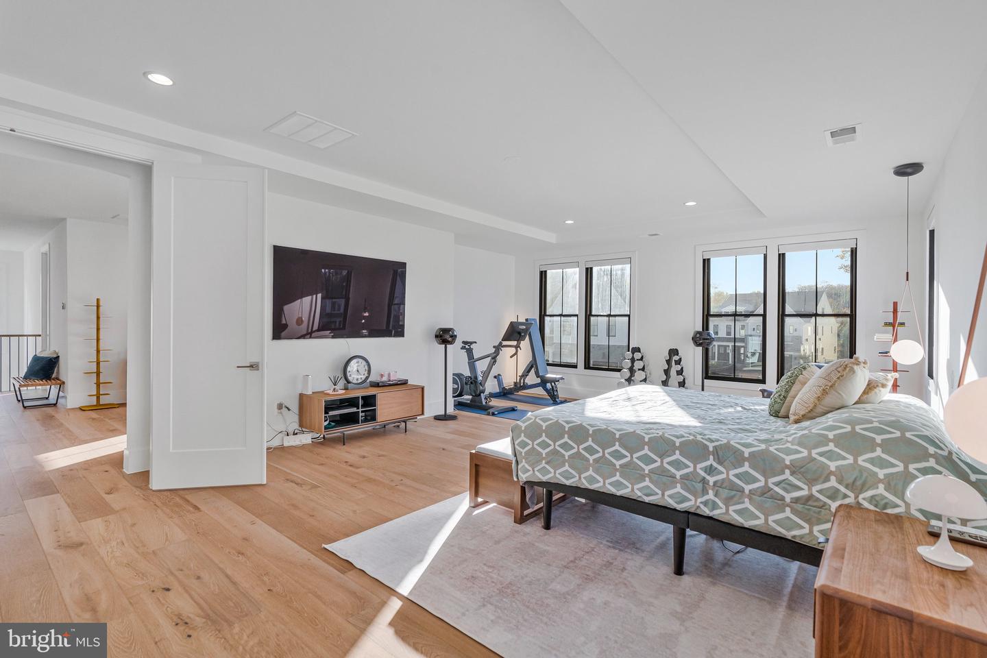 1353 MONITOR LN, MCLEAN, Virginia 22101, 6 Bedrooms Bedrooms, ,6 BathroomsBathrooms,Residential,For sale,1353 MONITOR LN,VAFX2277534 MLS # VAFX2277534 1353 MONITOR LN, MCLEAN, Virginia 22101, 6 Bedrooms Bedrooms, ,6 BathroomsBathrooms,Residential,For sale,1353 MONITOR LN,VAFX2277534 MLS # VAFX2277534