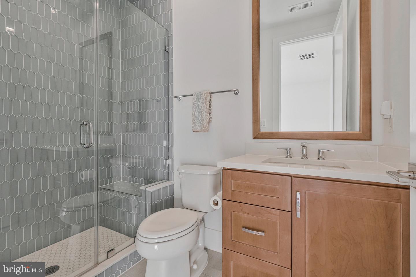 1353 MONITOR LN, MCLEAN, Virginia 22101, 6 Bedrooms Bedrooms, ,6 BathroomsBathrooms,Residential,For sale,1353 MONITOR LN,VAFX2277534 MLS # VAFX2277534 1353 MONITOR LN, MCLEAN, Virginia 22101, 6 Bedrooms Bedrooms, ,6 BathroomsBathrooms,Residential,For sale,1353 MONITOR LN,VAFX2277534 MLS # VAFX2277534