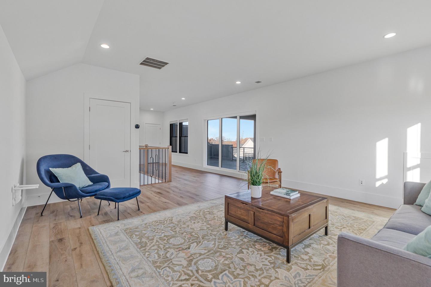 1353 MONITOR LN, MCLEAN, Virginia 22101, 6 Bedrooms Bedrooms, ,6 BathroomsBathrooms,Residential,For sale,1353 MONITOR LN,VAFX2277534 MLS # VAFX2277534 1353 MONITOR LN, MCLEAN, Virginia 22101, 6 Bedrooms Bedrooms, ,6 BathroomsBathrooms,Residential,For sale,1353 MONITOR LN,VAFX2277534 MLS # VAFX2277534