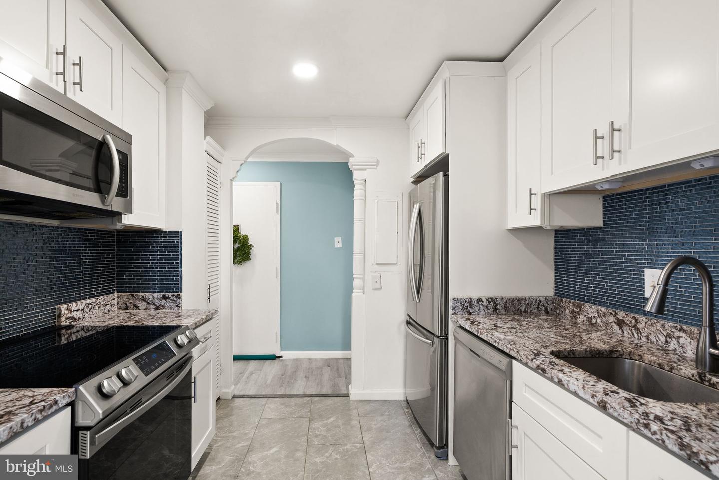 3245 RIO DR #608, FALLS CHURCH, Virginia 22041, 2 Bedrooms Bedrooms, 4 Rooms Rooms,1 BathroomBathrooms,Residential,For sale,3245 RIO DR #608,VAFX2277630 MLS # VAFX2277630