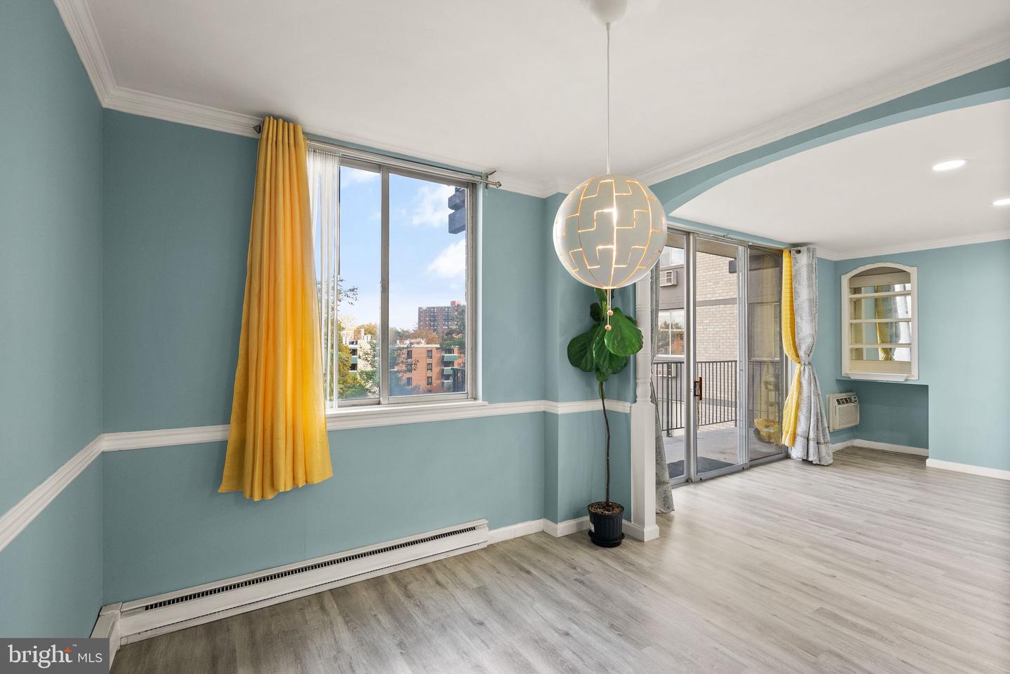 3245 RIO DR #608, FALLS CHURCH, Virginia 22041, 2 Bedrooms Bedrooms, 4 Rooms Rooms,1 BathroomBathrooms,Residential,For sale,3245 RIO DR #608,VAFX2277630 MLS # VAFX2277630