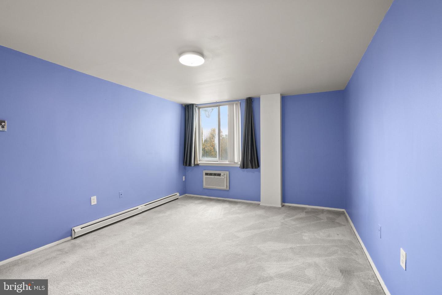 3245 RIO DR #608, FALLS CHURCH, Virginia 22041, 2 Bedrooms Bedrooms, 4 Rooms Rooms,1 BathroomBathrooms,Residential,For sale,3245 RIO DR #608,VAFX2277630 MLS # VAFX2277630