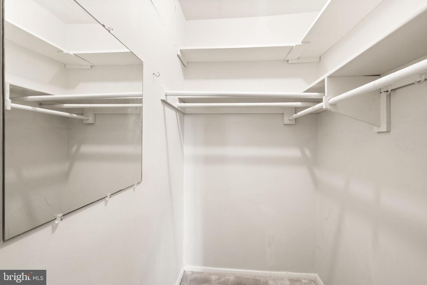 3245 RIO DR #608, FALLS CHURCH, Virginia 22041, 2 Bedrooms Bedrooms, 4 Rooms Rooms,1 BathroomBathrooms,Residential,For sale,3245 RIO DR #608,VAFX2277630 MLS # VAFX2277630