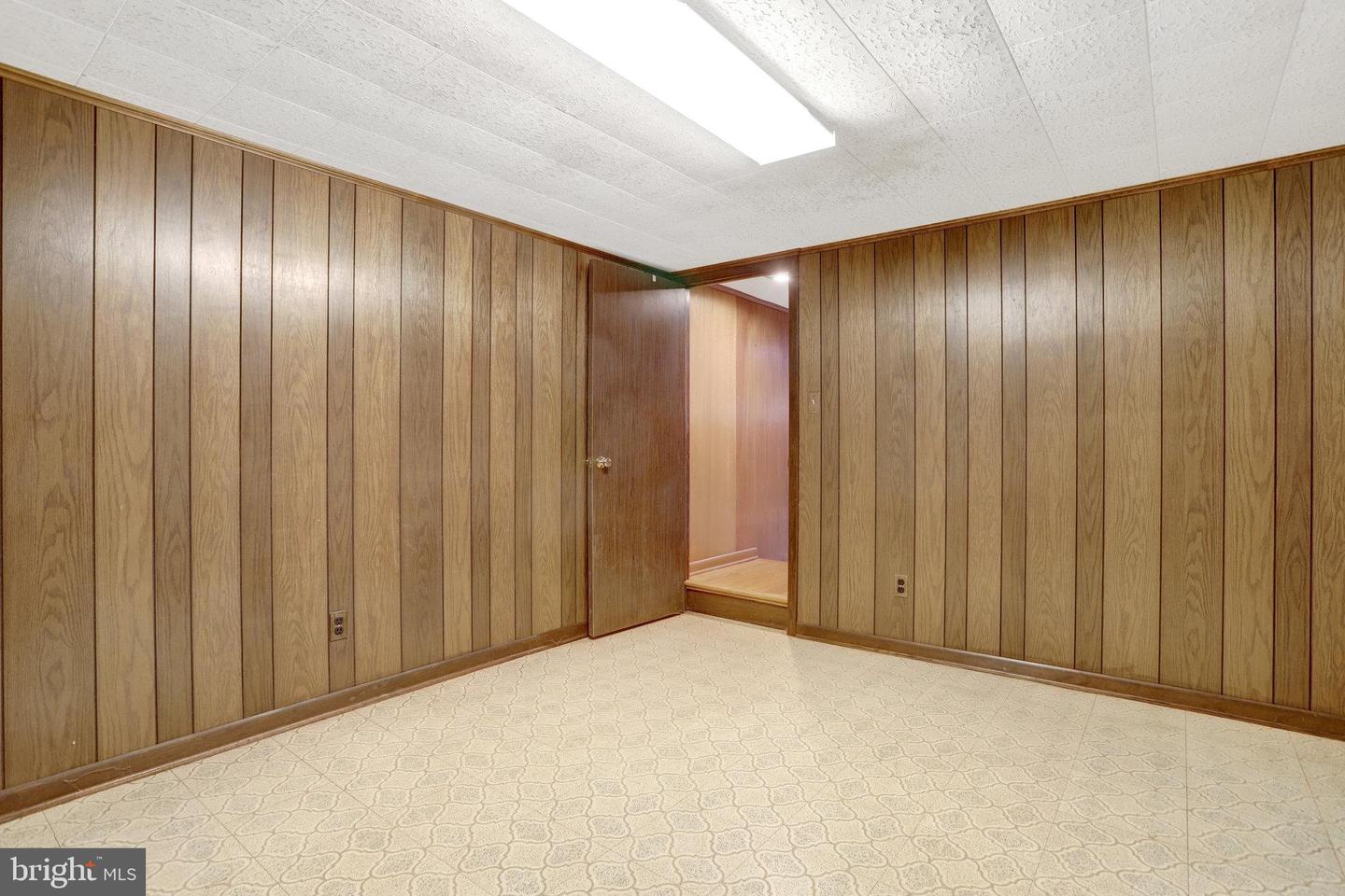 6928 RUSKIN ST, SPRINGFIELD, Virginia 22150, 3 Bedrooms Bedrooms, ,2 BathroomsBathrooms,Residential,For sale,6928 RUSKIN ST,VAFX2277782 MLS # VAFX2277782