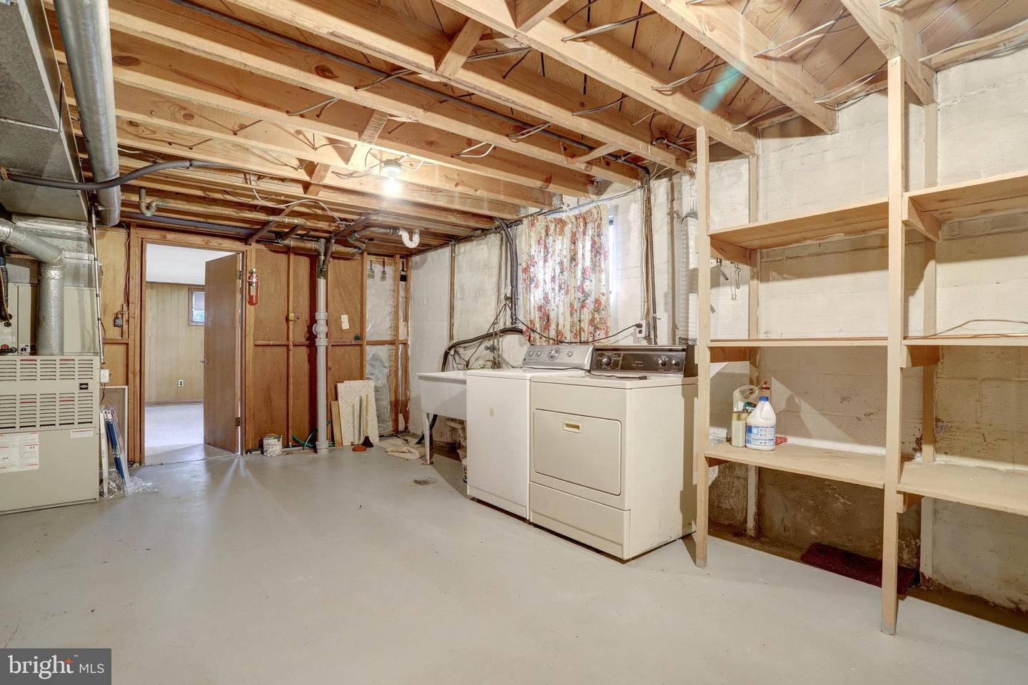 6928 RUSKIN ST, SPRINGFIELD, Virginia 22150, 3 Bedrooms Bedrooms, ,2 BathroomsBathrooms,Residential,For sale,6928 RUSKIN ST,VAFX2277782 MLS # VAFX2277782