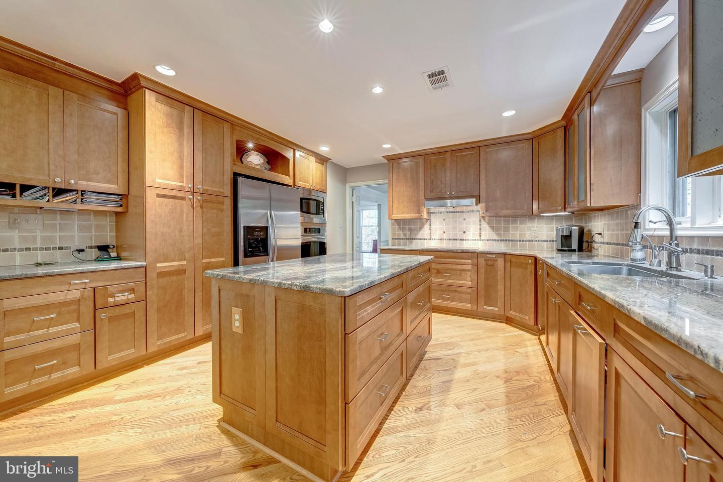 9132 ERMANTRUDE CT, VIENNA, Virginia 22182, 4 Bedrooms Bedrooms, ,3 BathroomsBathrooms,Residential,For sale,9132 ERMANTRUDE CT,VAFX2277792 MLS # VAFX2277792 9132 ERMANTRUDE CT, VIENNA, Virginia 22182, 4 Bedrooms Bedrooms, ,3 BathroomsBathrooms,Residential,For sale,9132 ERMANTRUDE CT,VAFX2277792 MLS # VAFX2277792