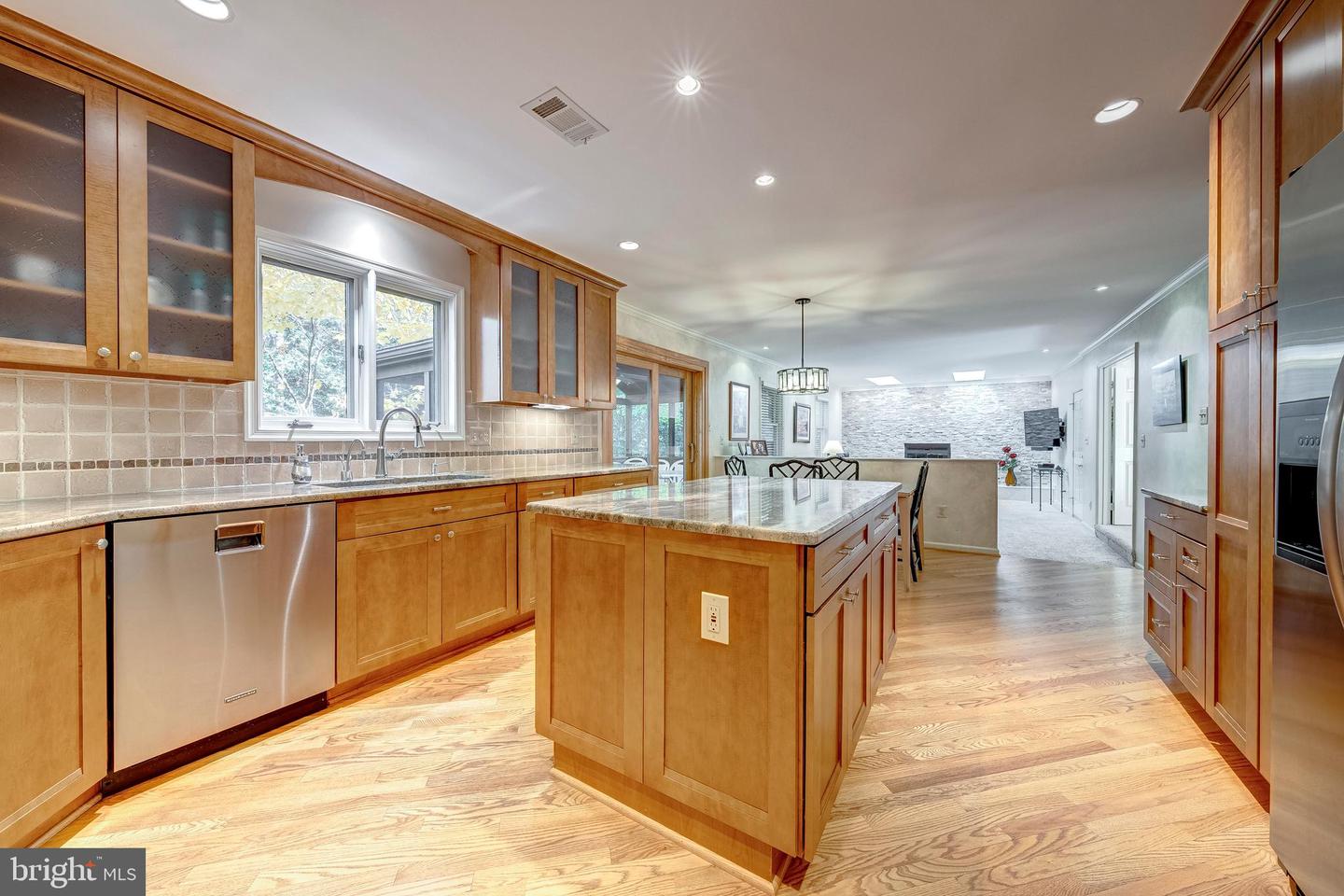 9132 ERMANTRUDE CT, VIENNA, Virginia 22182, 4 Bedrooms Bedrooms, ,3 BathroomsBathrooms,Residential,For sale,9132 ERMANTRUDE CT,VAFX2277792 MLS # VAFX2277792 9132 ERMANTRUDE CT, VIENNA, Virginia 22182, 4 Bedrooms Bedrooms, ,3 BathroomsBathrooms,Residential,For sale,9132 ERMANTRUDE CT,VAFX2277792 MLS # VAFX2277792