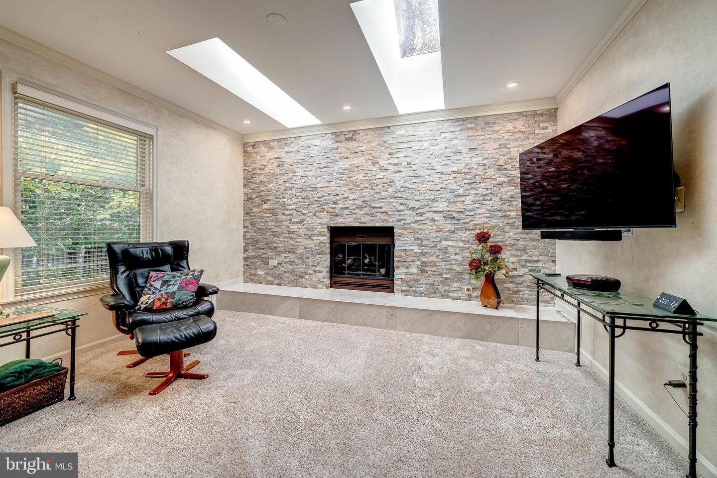 9132 ERMANTRUDE CT, VIENNA, Virginia 22182, 4 Bedrooms Bedrooms, ,3 BathroomsBathrooms,Residential,For sale,9132 ERMANTRUDE CT,VAFX2277792 MLS # VAFX2277792 9132 ERMANTRUDE CT, VIENNA, Virginia 22182, 4 Bedrooms Bedrooms, ,3 BathroomsBathrooms,Residential,For sale,9132 ERMANTRUDE CT,VAFX2277792 MLS # VAFX2277792