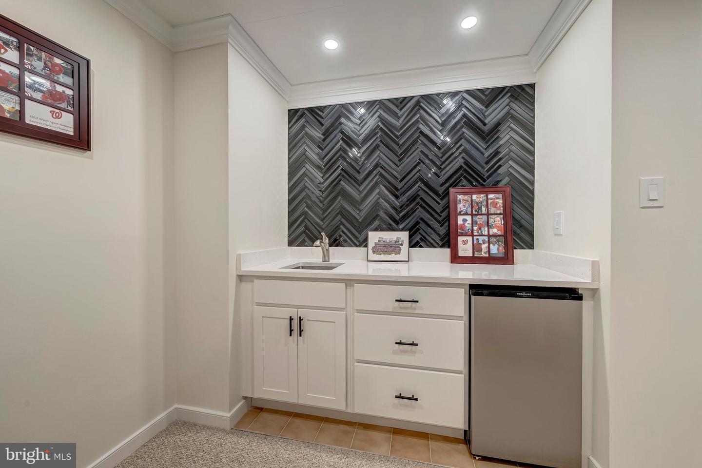 9132 ERMANTRUDE CT, VIENNA, Virginia 22182, 4 Bedrooms Bedrooms, ,3 BathroomsBathrooms,Residential,For sale,9132 ERMANTRUDE CT,VAFX2277792 MLS # VAFX2277792 9132 ERMANTRUDE CT, VIENNA, Virginia 22182, 4 Bedrooms Bedrooms, ,3 BathroomsBathrooms,Residential,For sale,9132 ERMANTRUDE CT,VAFX2277792 MLS # VAFX2277792