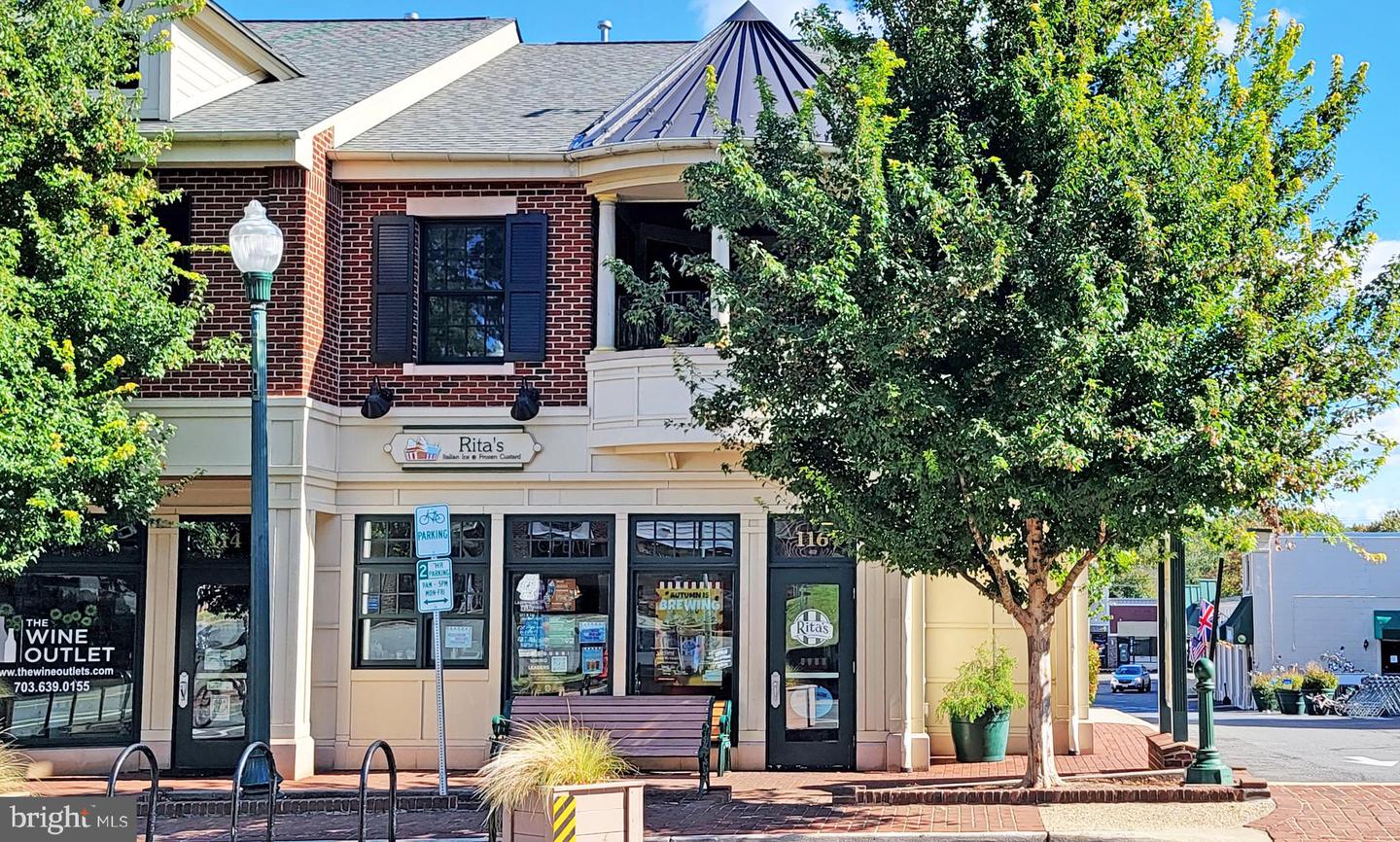 9132 ERMANTRUDE CT, VIENNA, Virginia 22182, 4 Bedrooms Bedrooms, ,3 BathroomsBathrooms,Residential,For sale,9132 ERMANTRUDE CT,VAFX2277792 MLS # VAFX2277792 9132 ERMANTRUDE CT, VIENNA, Virginia 22182, 4 Bedrooms Bedrooms, ,3 BathroomsBathrooms,Residential,For sale,9132 ERMANTRUDE CT,VAFX2277792 MLS # VAFX2277792