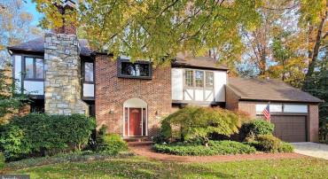 9132 ERMANTRUDE CT, VIENNA, Virginia 22182, 4 Bedrooms Bedrooms, ,3 BathroomsBathrooms,Residential,For sale,9132 ERMANTRUDE CT,VAFX2277792 MLS # VAFX2277792