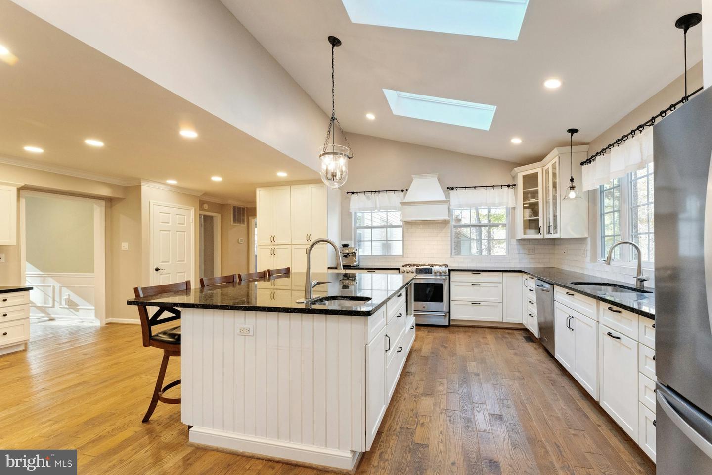 11008 DEVENISH DR, OAKTON, Virginia 22124, 4 Bedrooms Bedrooms, ,3 BathroomsBathrooms,Residential,For sale,11008 DEVENISH DR,VAFX2277816 MLS # VAFX2277816