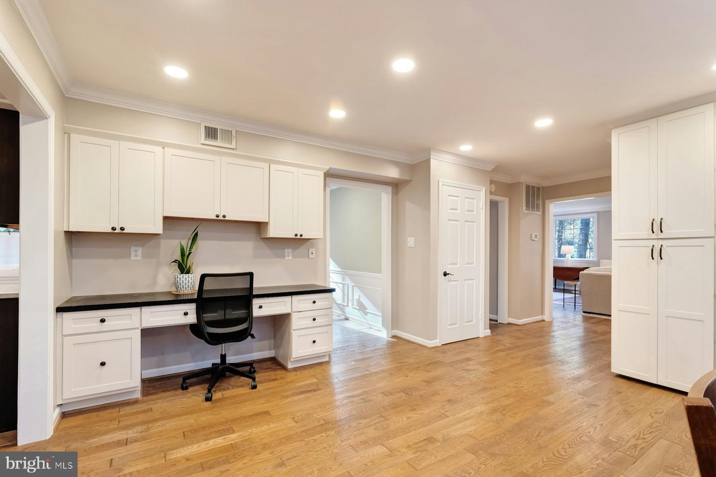 11008 DEVENISH DR, OAKTON, Virginia 22124, 4 Bedrooms Bedrooms, ,3 BathroomsBathrooms,Residential,For sale,11008 DEVENISH DR,VAFX2277816 MLS # VAFX2277816