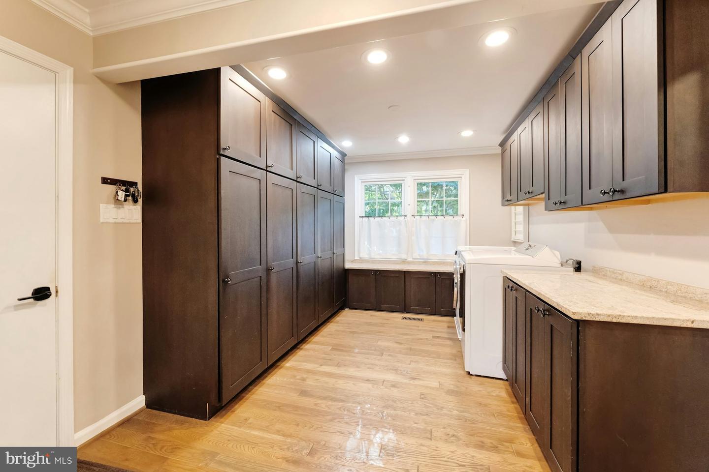 11008 DEVENISH DR, OAKTON, Virginia 22124, 4 Bedrooms Bedrooms, ,3 BathroomsBathrooms,Residential,For sale,11008 DEVENISH DR,VAFX2277816 MLS # VAFX2277816