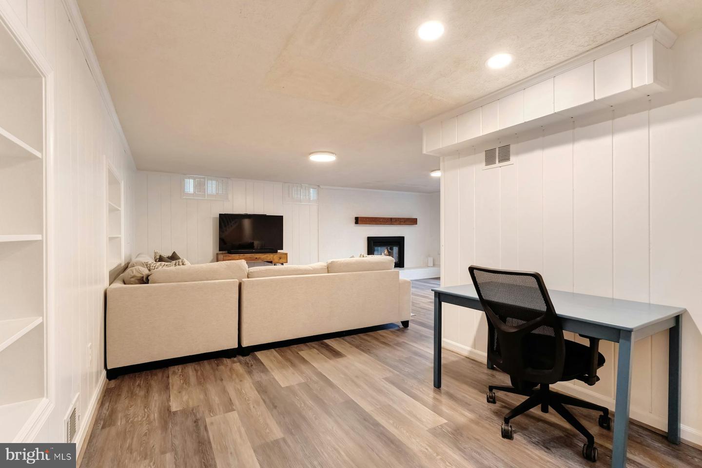 11008 DEVENISH DR, OAKTON, Virginia 22124, 4 Bedrooms Bedrooms, ,3 BathroomsBathrooms,Residential,For sale,11008 DEVENISH DR,VAFX2277816 MLS # VAFX2277816