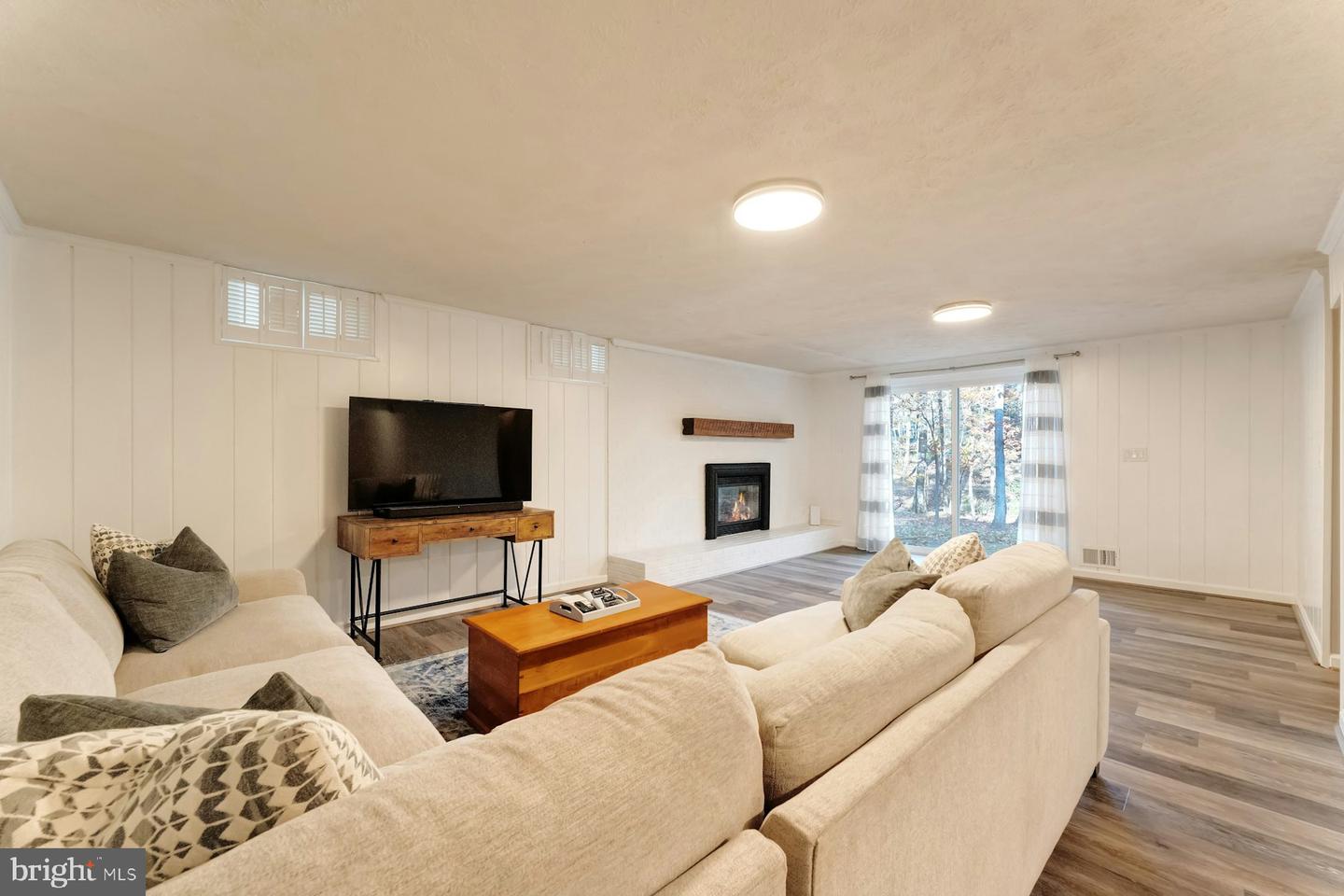 11008 DEVENISH DR, OAKTON, Virginia 22124, 4 Bedrooms Bedrooms, ,3 BathroomsBathrooms,Residential,For sale,11008 DEVENISH DR,VAFX2277816 MLS # VAFX2277816