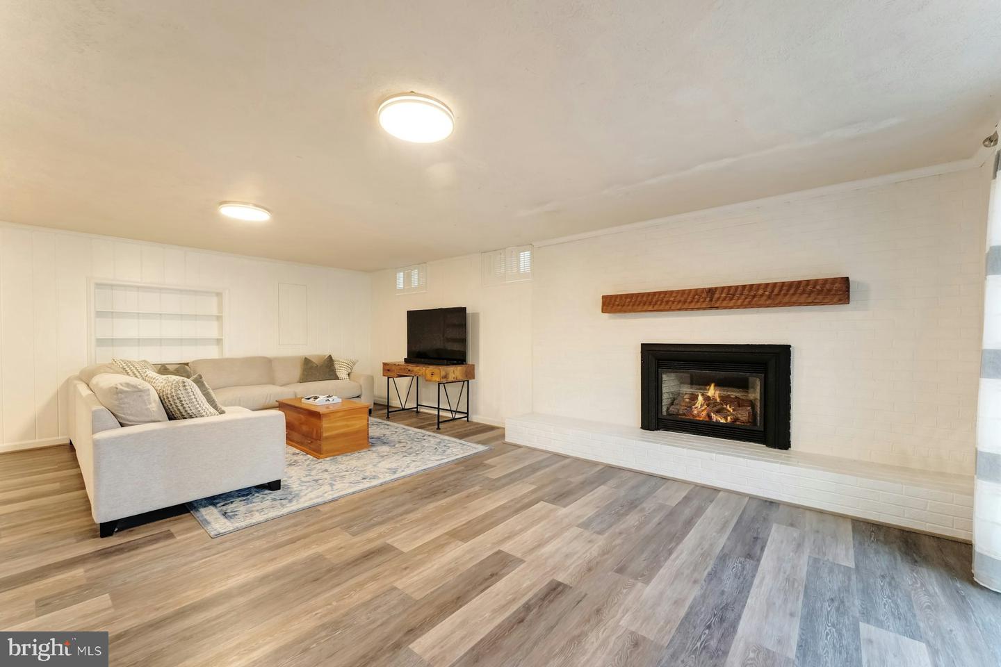 11008 DEVENISH DR, OAKTON, Virginia 22124, 4 Bedrooms Bedrooms, ,3 BathroomsBathrooms,Residential,For sale,11008 DEVENISH DR,VAFX2277816 MLS # VAFX2277816