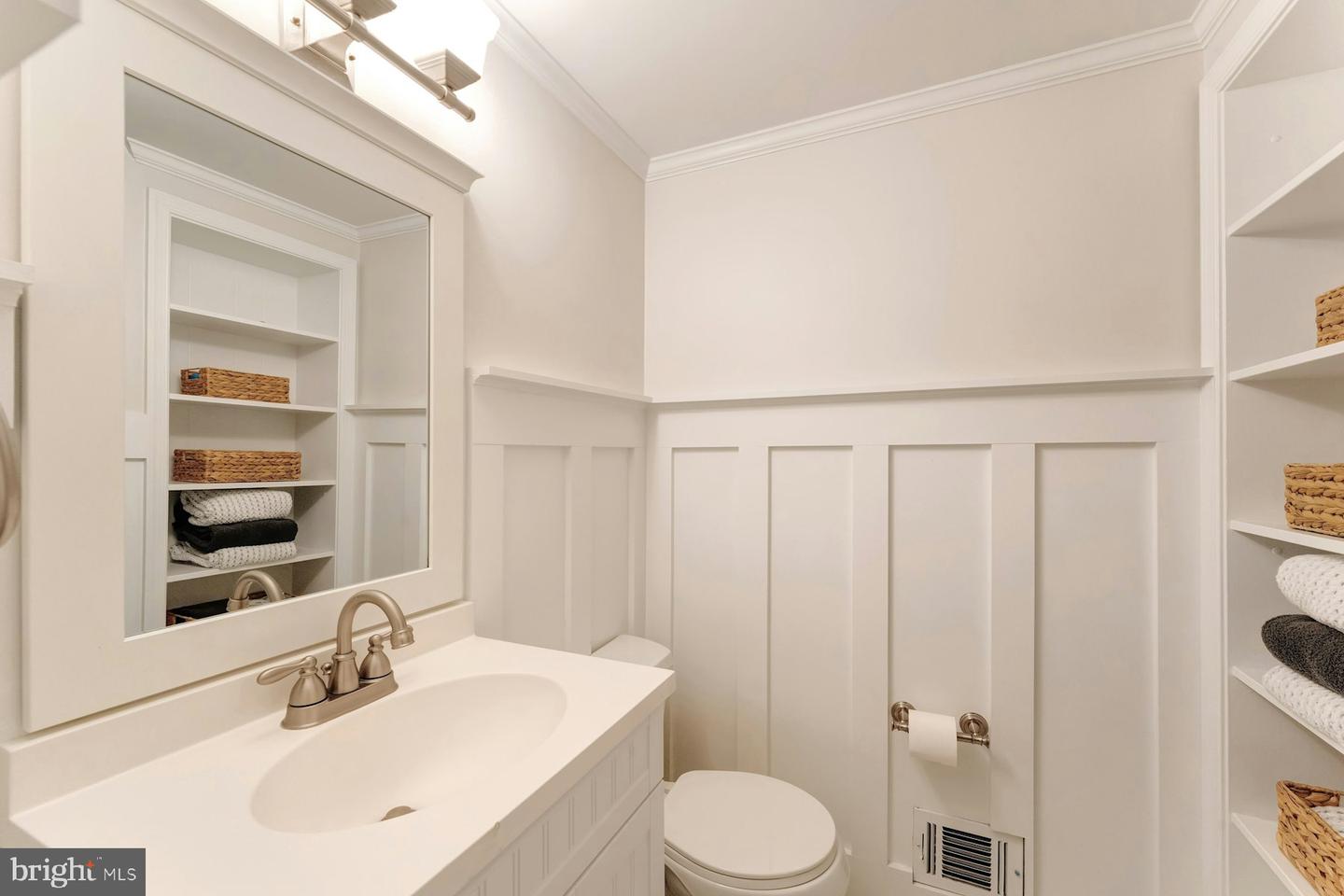 11008 DEVENISH DR, OAKTON, Virginia 22124, 4 Bedrooms Bedrooms, ,3 BathroomsBathrooms,Residential,For sale,11008 DEVENISH DR,VAFX2277816 MLS # VAFX2277816